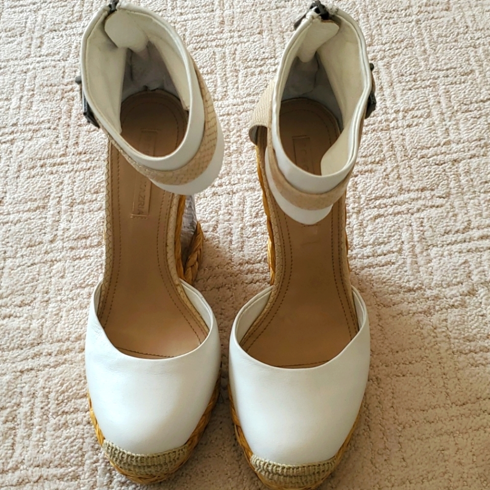 BCBG Wedges